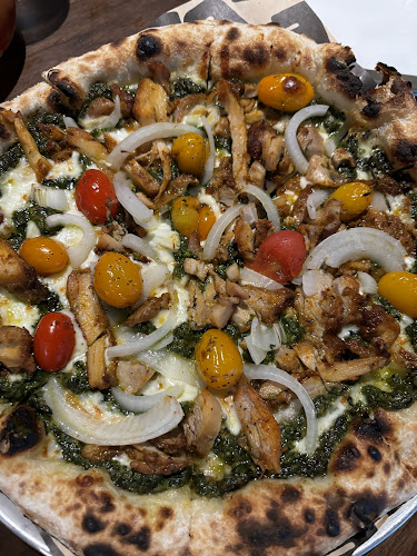 Yeast Side - Sourdough Pizza & Craft Beer (Farrer Park) - Hospitality and gastronomy