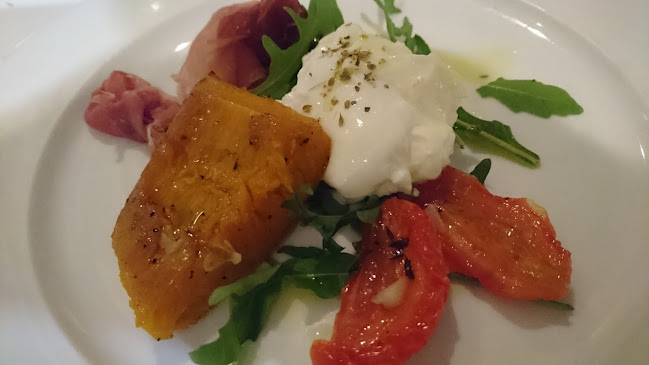 Opinii despre R Italian Kitchen & Smokehouse în Singapore - Hospitality and gastronomy