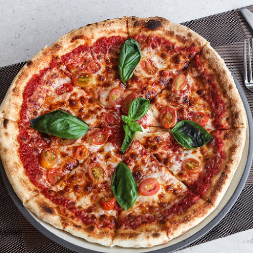 Opinii despre Waterfall Ristorante Italiano în Singapore - Hospitality and gastronomy