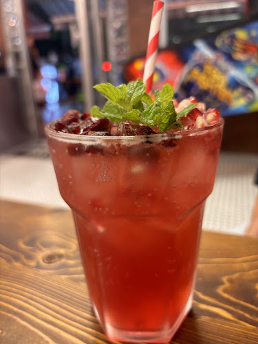 Joji's Sandwich Parlour - Hospitality and gastronomy