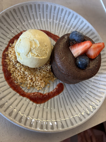 15-2 Jln Riang, Singapore 358987