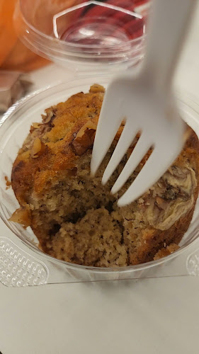 Lee Guan Cake Shop - Hospitality and gastronomy