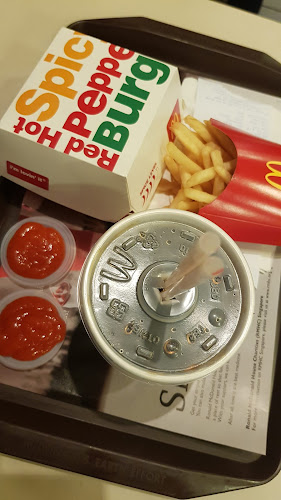 684 Hougang Ave 8, #01-999, Singapore 530684