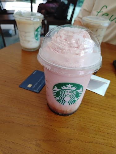 Starbucks NUH Wet Science Building - Singapore