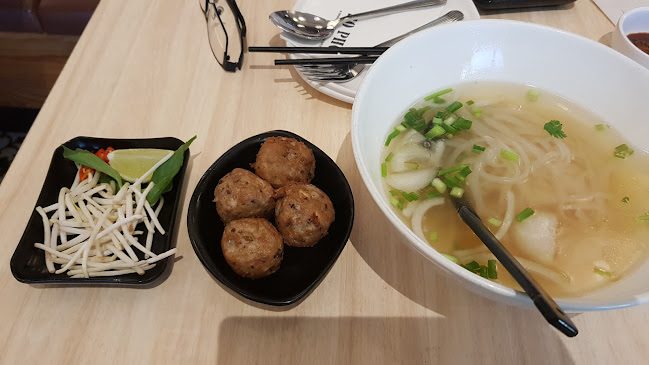 Opinii despre So Pho (Waterway Point) în Singapore - Hospitality and gastronomy