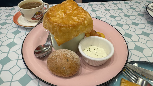 B2-201/202, Jewel Changi, 78 Airport Blvd., 819666