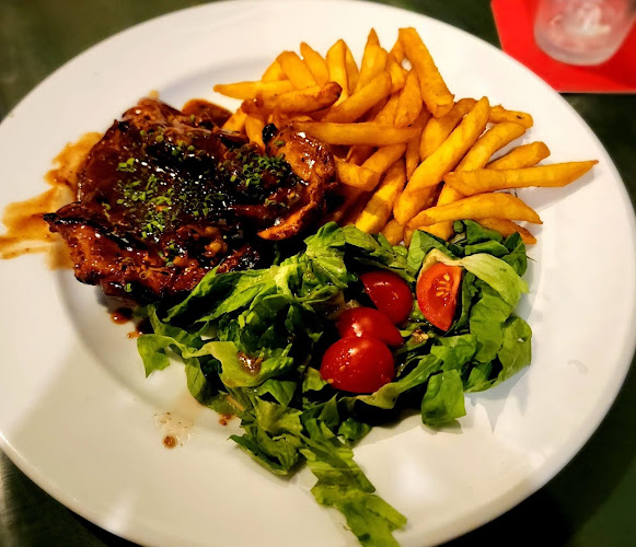 Brauhaus Restaurant & Pub - Singapore