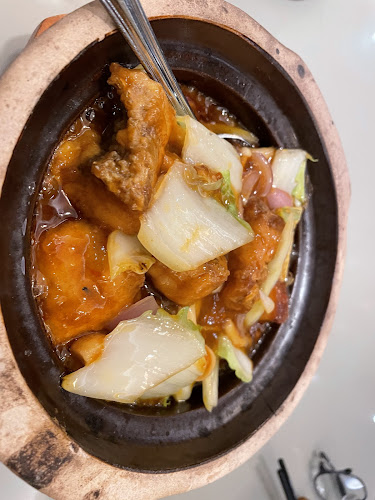 JIA WEI CHINESE RESTAURANT - Hospitality and gastronomy