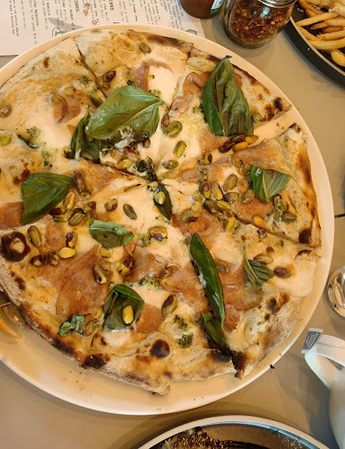 Opinii despre Baker & Cook - Dairy Farm în Singapore - Hospitality and gastronomy