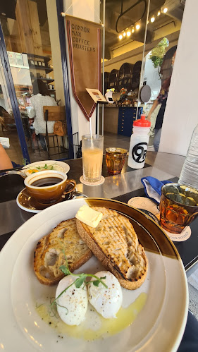 Common Man Coffee Roasters - Joo Chiat Road - Hospitality and gastronomy