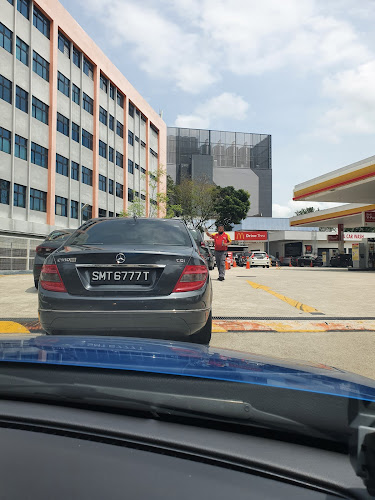 Comentarii opinii despre McDonald's Shell Hougang