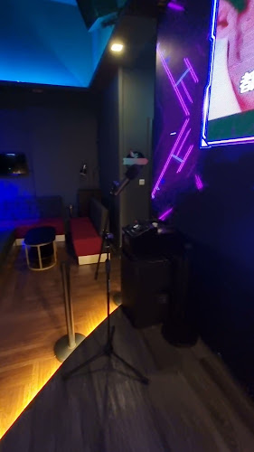 Opinii despre So High Social Club în Singapore - Hospitality and gastronomy