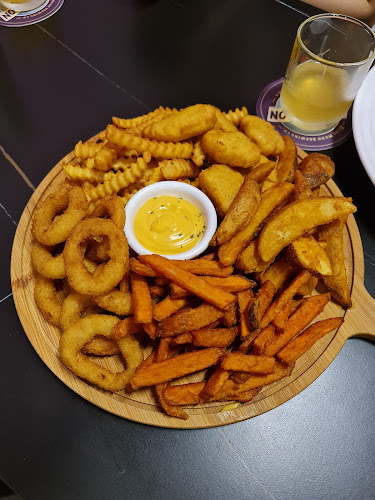 25a Lor Liput, Singapore 277735