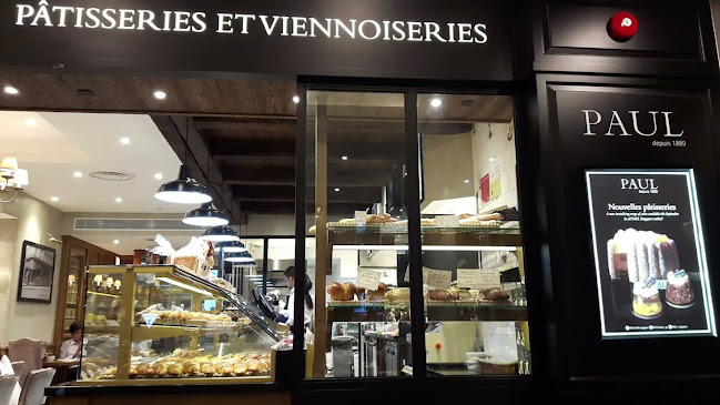 PAUL Marina Bay Link Mall