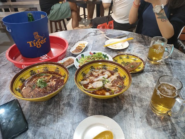 Haixia Yuwei 海霞渝味 - Hospitality and gastronomy