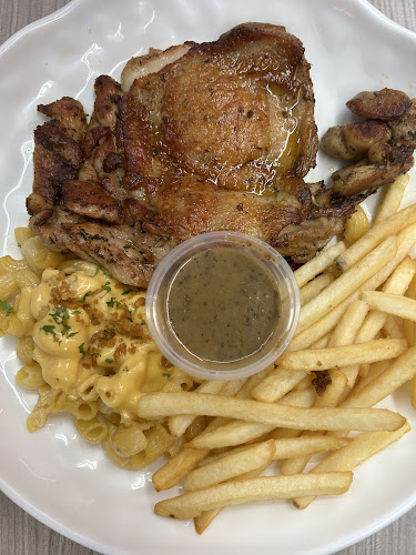 33 Lor Liput, Singapore 277744