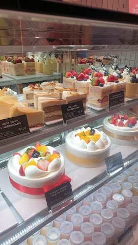 Paris Baguette PLQ Mall - Singapore