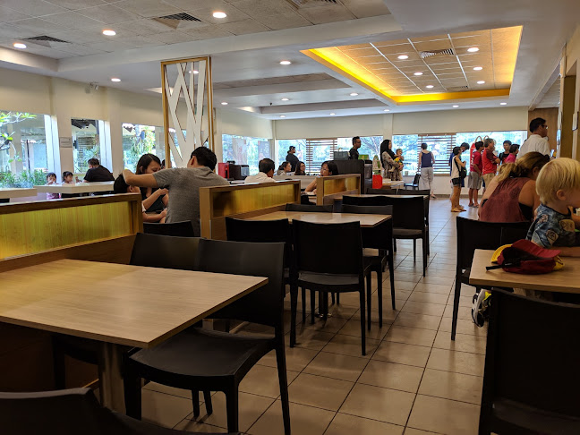 Comentarii opinii despre McDonald's West Coast Park