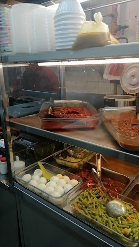 306 Geylang Rd, Singapore 389347