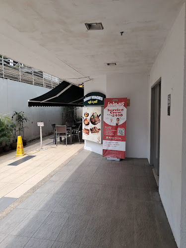 Buddy Hoagies Steak & Grill Restaurant (Bukit Timah)