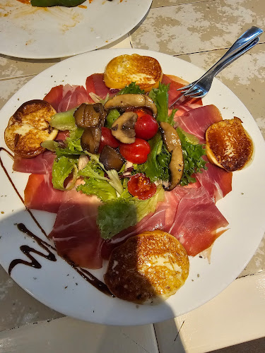 Opinii despre La Braceria Pizza & Grill în Singapore - Hospitality and gastronomy