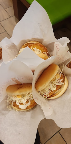 80 Marine Parade Rd, #01-11A Parkway Parade, Singapore 449269