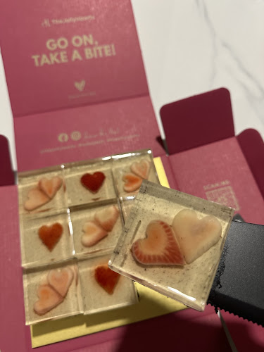 Comentarii opinii despre The JellyHearts@E!hub Downtown East