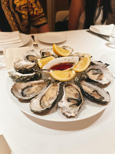 Opinii despre estiatorio Milos în Singapore - Hospitality and gastronomy