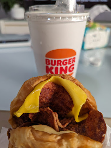 Opinii despre Burger King Tampines Mart în Singapore - Hospitality and gastronomy