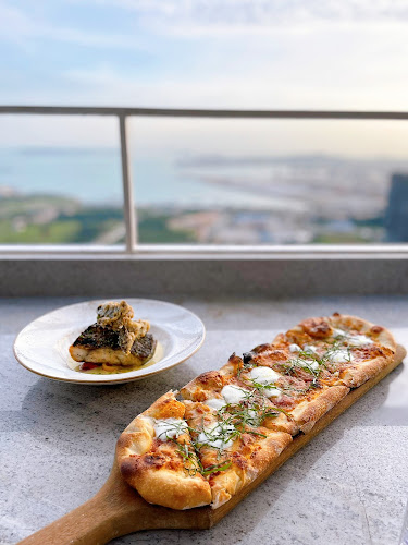 Comentarii opinii despre LAVO Italian Restaurant And Rooftop Bar