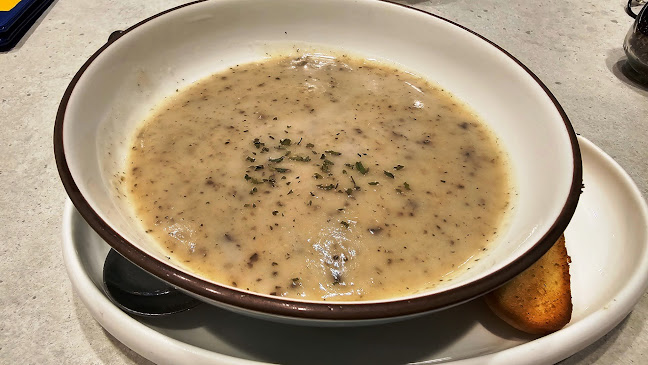 COLLIN'S® Shaw Plaza - Singapore