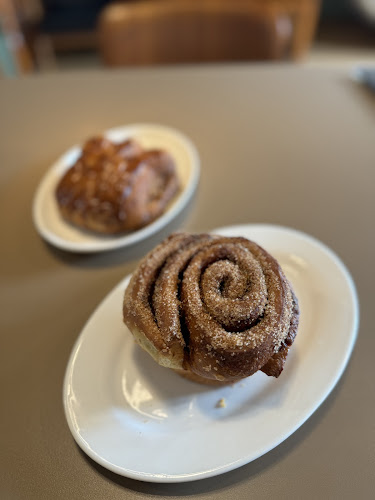 Opinii despre Mother Dough Bakery în Singapore - Hospitality and gastronomy