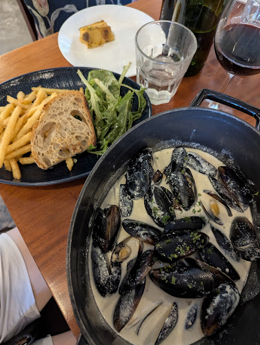 Comentarii opinii despre 5 by Sans-Façon