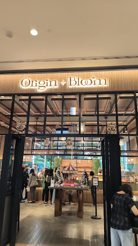 10 Bayfront Avenue, Marina Bay Sands Hotel Tower 2, 3, Lobby &, 018956