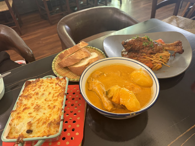 Jovis Cafe - The Dining Place - Hospitality and gastronomy