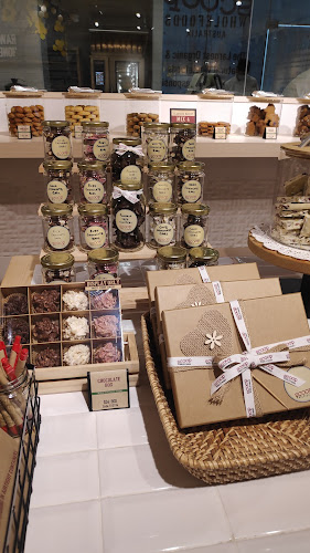 Comentarii opinii despre Scoop Wholefoods Great World City