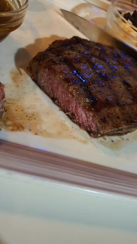 Meat n' Chill • Steak n' Ribs Restaurant - Hospitality and gastronomy