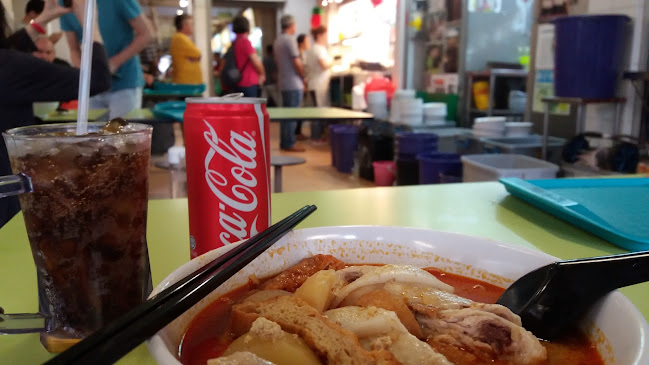 Heng Kee Curry Chicken Bee Hoon Mee - Hospitality and gastronomy