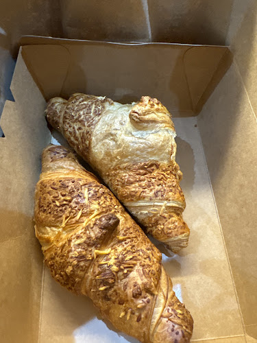 30 Paya Lebar Rd, #01-10 Paya Lebar MRT Station, Singapore 409006