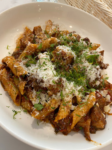 383 Bukit Timah Rd, #01-09B, Singapore 259727