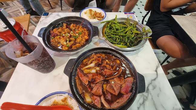 Lau Wang Claypot Delights @ Singpost Centre - Hospitality and gastronomy