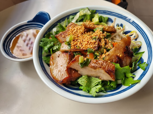 Bami Express - Hospitality and gastronomy