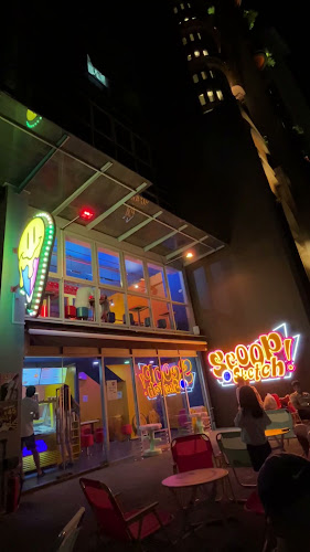 Scoop and Sketch - Hospitality and gastronomy