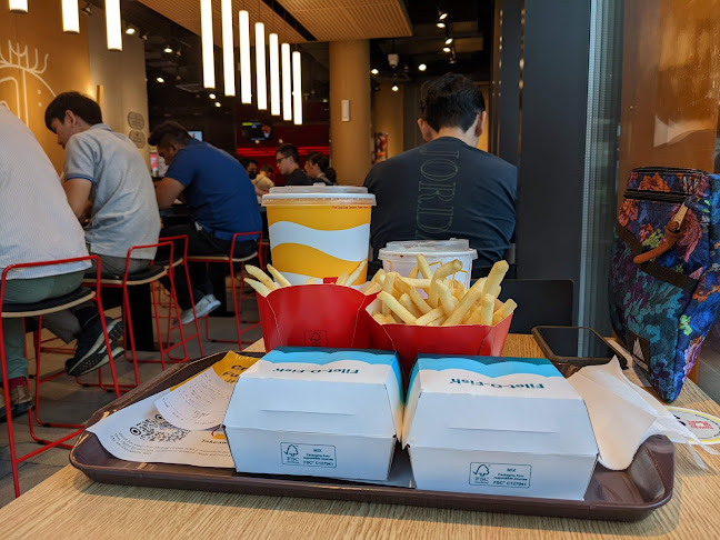 Opinii despre McDonald's Zhongshan Mall în Singapore - Hospitality and gastronomy
