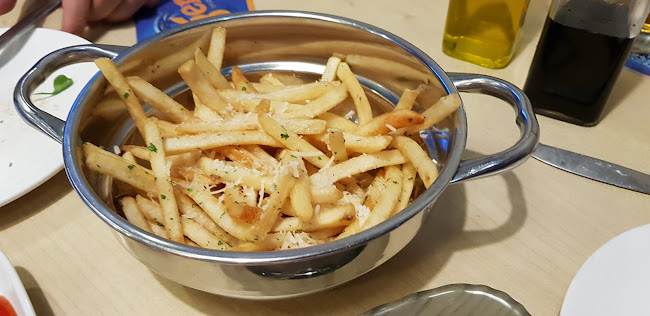 Dario Pizza & More - Singapore