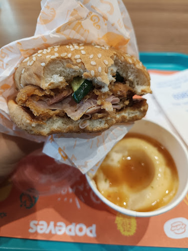 Comentarii opinii despre Popeyes Ang Mo Kio Hub