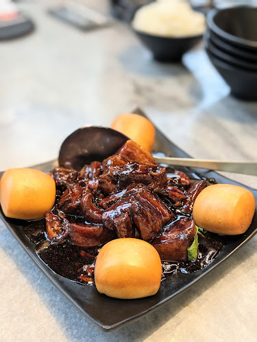 Wok Master Paya Lebar Square |Singapore Chinese Restaurant | Chili Crabs Curry Fish Head - Hospitality and gastronomy