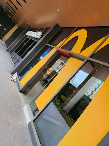 Opinii despre McDonald’s în Singapore - Hospitality and gastronomy