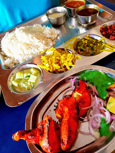 136-138 Casuarina Rd, Singapore 579526