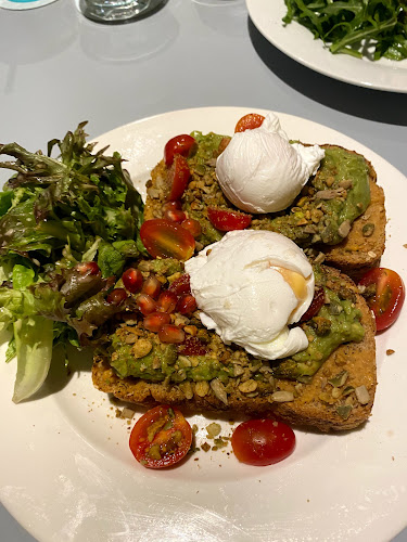 Opinii despre Privé Paragon în Singapore - Hospitality and gastronomy